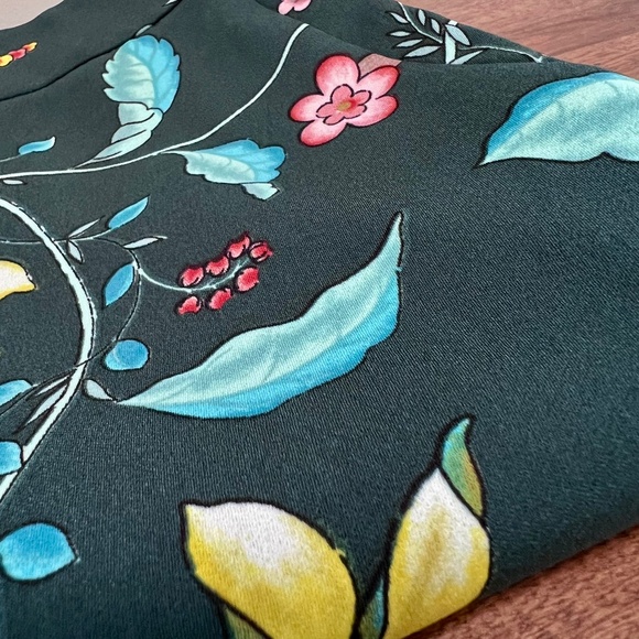 NWT Ann Taylor LOFT Women's Green Vine Floral Fluid Trouser Pants Size 8 Petite - Picture 11 of 13